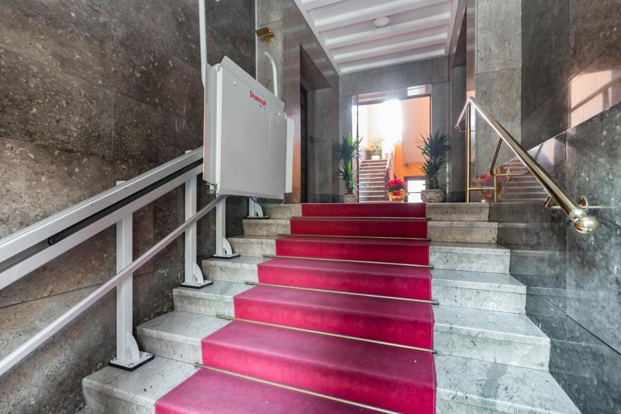 Elegante E Raffinato In Zona Crocetta Apartamento Turim Exterior foto