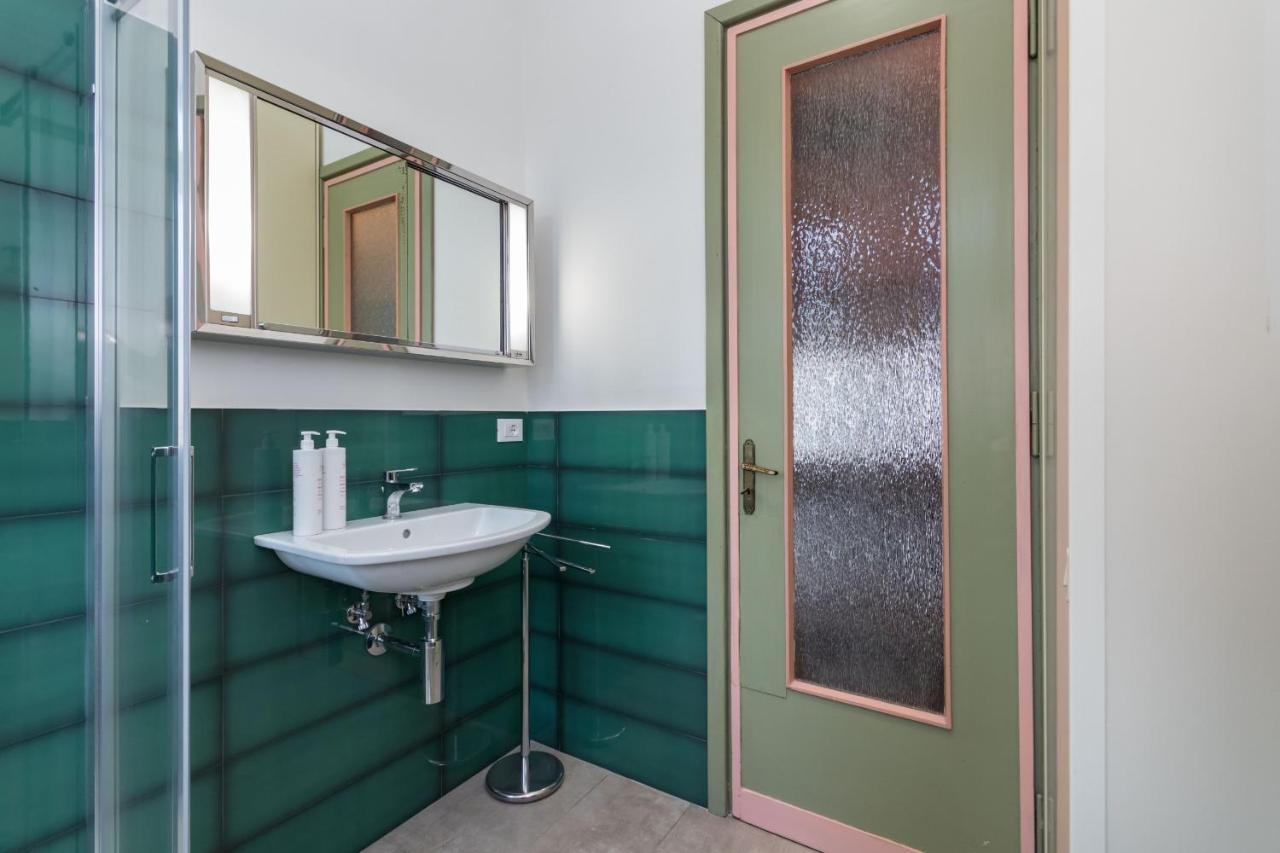 Elegante E Raffinato In Zona Crocetta Apartamento Turim Exterior foto